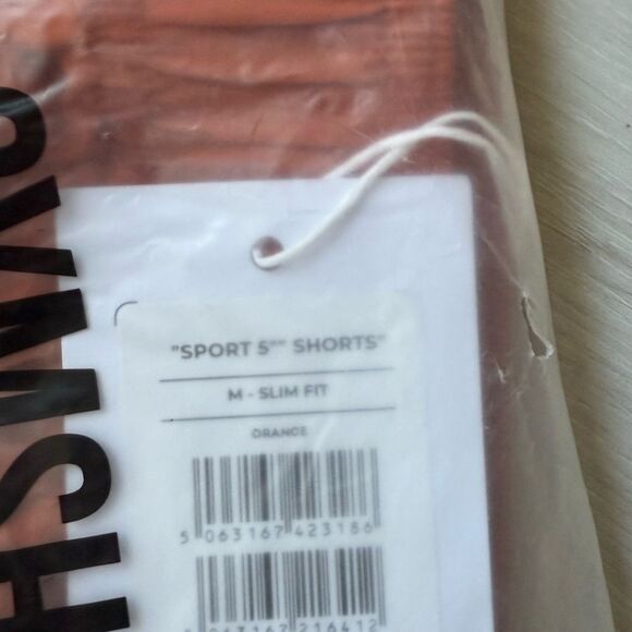 Gymshark  SPORT 5" SHORTS Slim Fit Size M Orange NWT in Packaging - Picture 7 of 8